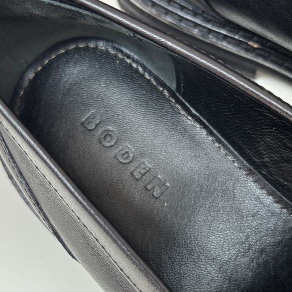 ❤️BODEN - Black Leather Loafers with Gold Accent - Picture 11 of 11